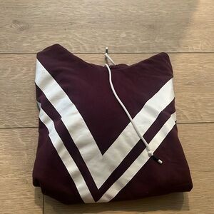 Tory Burch size L Burgundy chevron sweatshirt